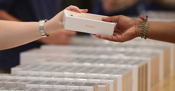 nên mua iphone xách tay không