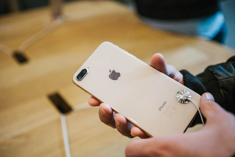 danh-gia-iphone-8-plus-2020_1629233049 ip 8 plus review