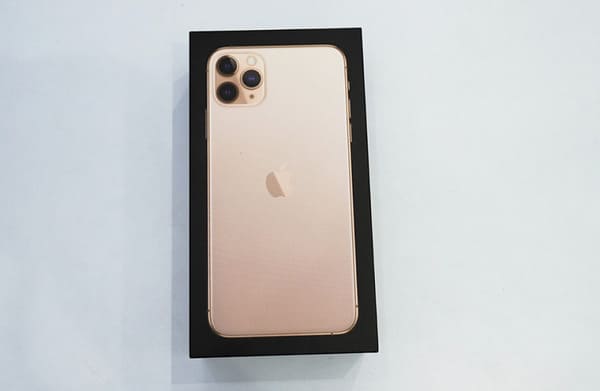 dap-hop-iphone-11-pro-max_1610597469 Đập hộp iPhone 11 Pro Max