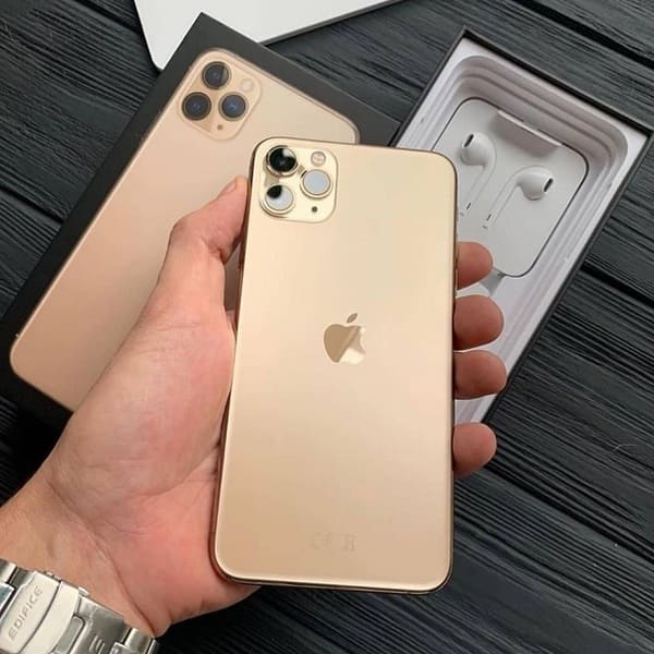 iPhone 11 Pro mở hộp