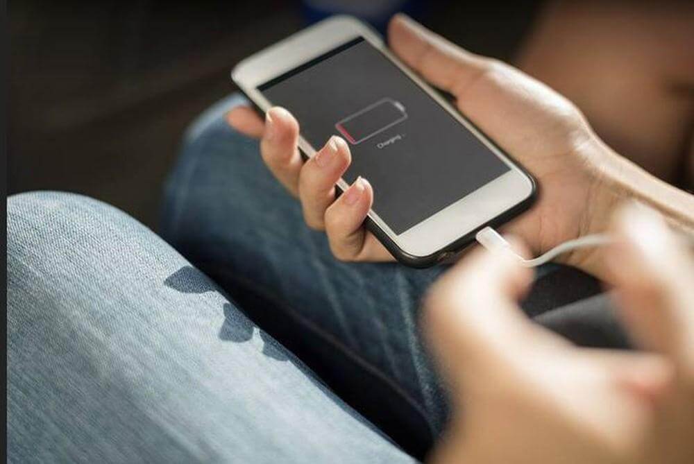 khi-nao-nen-thay-pin-iphone_1582516967 thay pin cho iphone khi nào