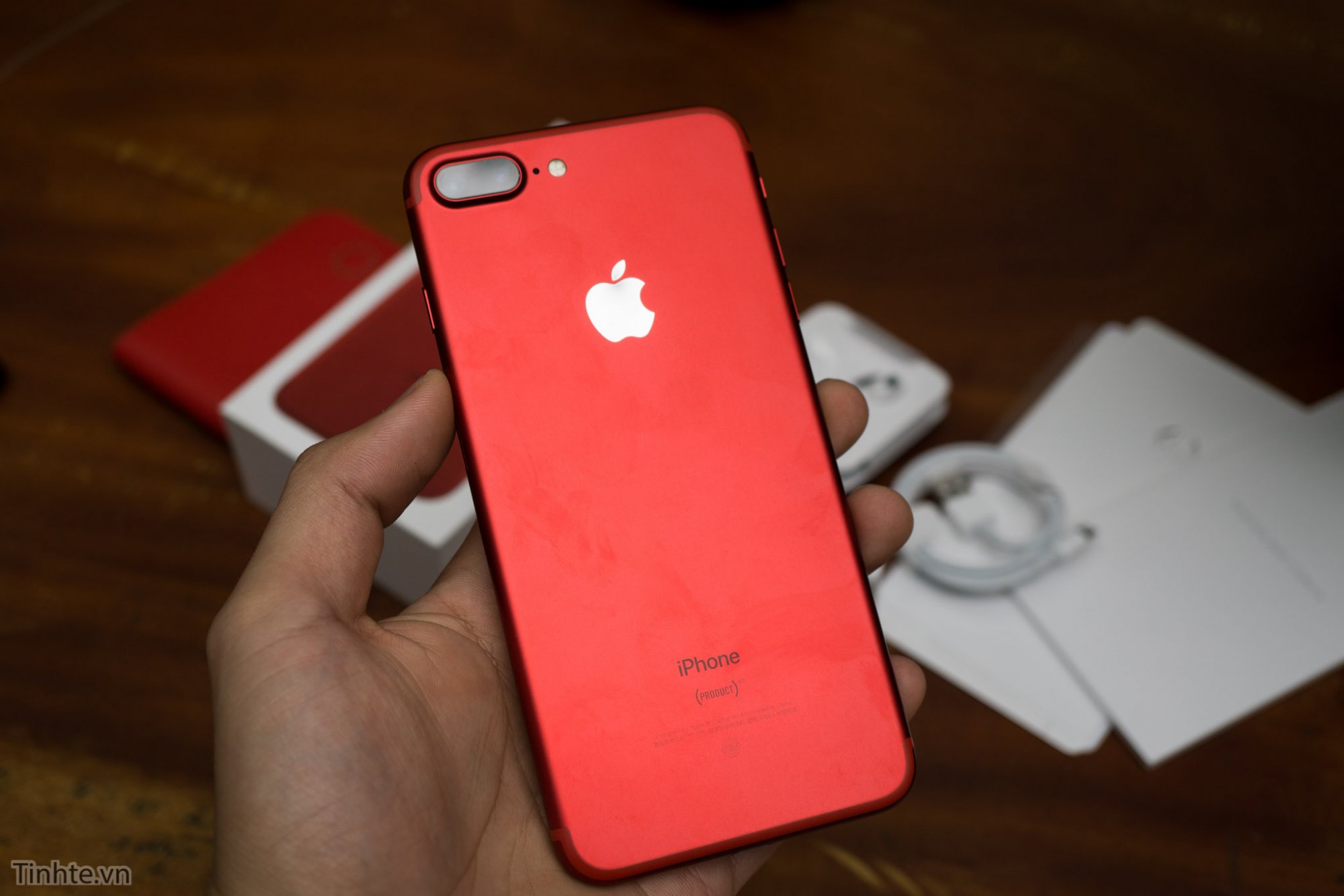 mat-sau-iphone-han-quoc_1581668604