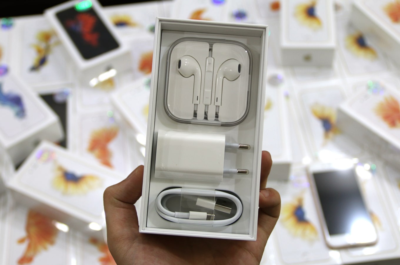 mo-hop-iphone-6-plus_1580813283 hình ảnh đập hộp iphone 6 plus